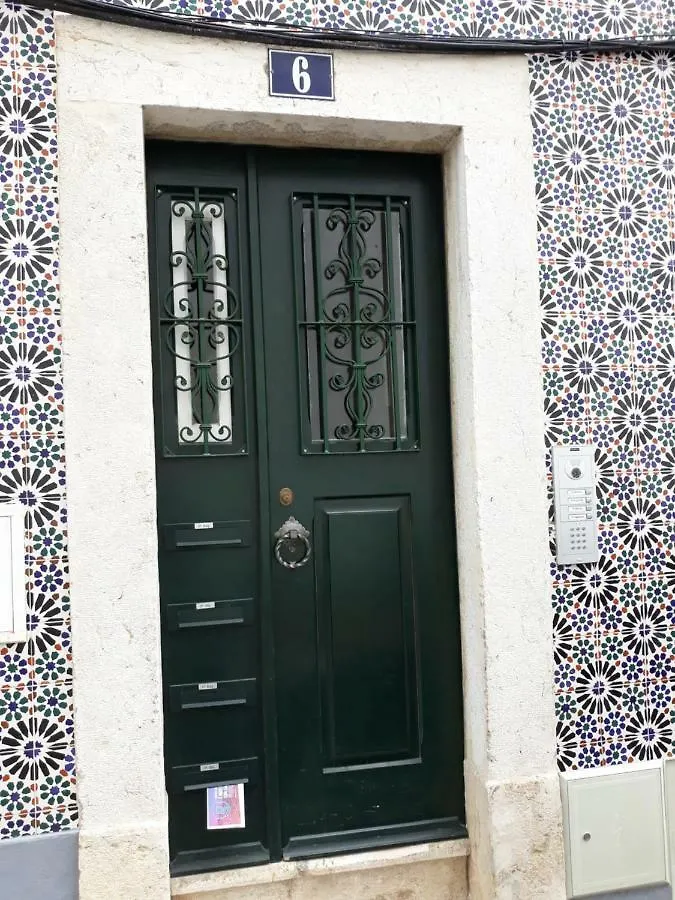 Central Madragoa Flat Lissabon 0*,